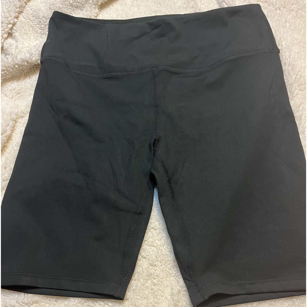Zuty Yoga shorts